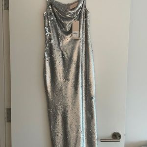 Keepsake Silver Sequin Dress - Perfect for NYE!